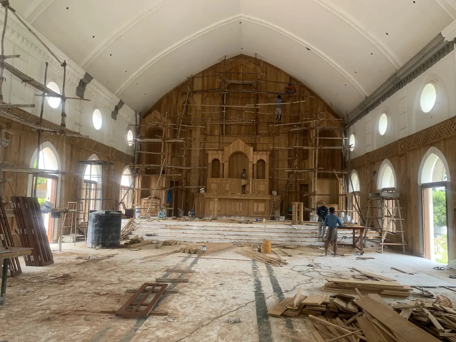 The nave and wooden altar